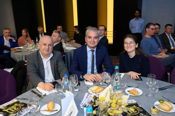 ‘Muhteşem ötesi Gece’ - 22