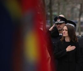Romanya Dışişleri Bakanı Țoiu’dan “Bağımsızlık” mesajı