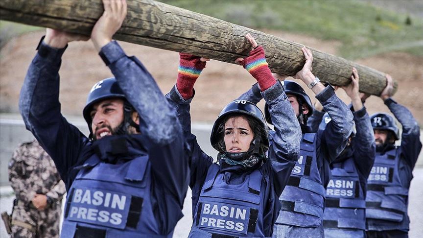 TİKA, iki gazeteciyi savaş muhabirliği eğitimine gönderdi - 1