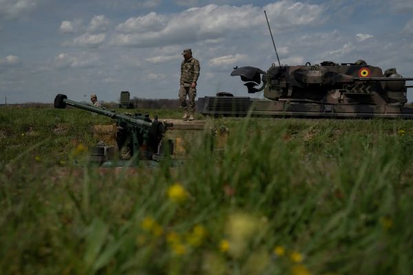 Amerikan gazetesi: NATO sınırındaki halk savaşın gölgesinde yaşıyor