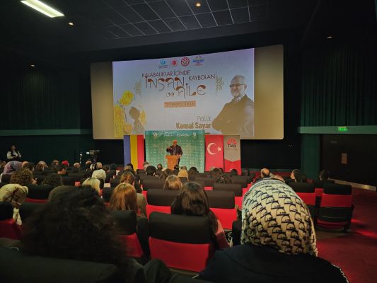 Kalabalıklar Arasında Yalnızlaşan İnsanı Kemal Sayar Anlattı - 9