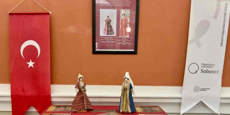 Osmanlı saray kıyafetleri koleksiyonu ilk kez Romanya’da sergilendi - 8