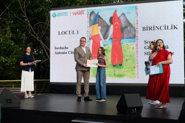 Yunus Emre Enstitüsü ile Türkçeyle Birleşen Gönüller, Dostluklarını Tuvale Yansıttı - 5