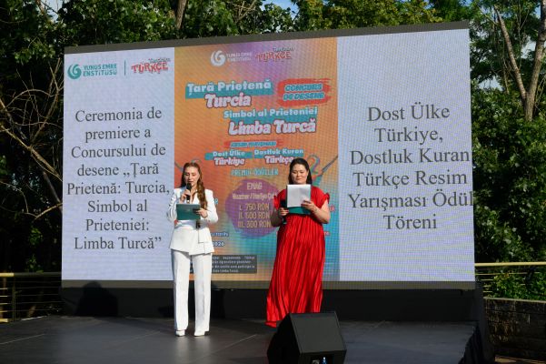 Yunus Emre Enstitüsü ile Türkçeyle Birleşen Gönüller, Dostluklarını Tuvale Yansıttı - 2