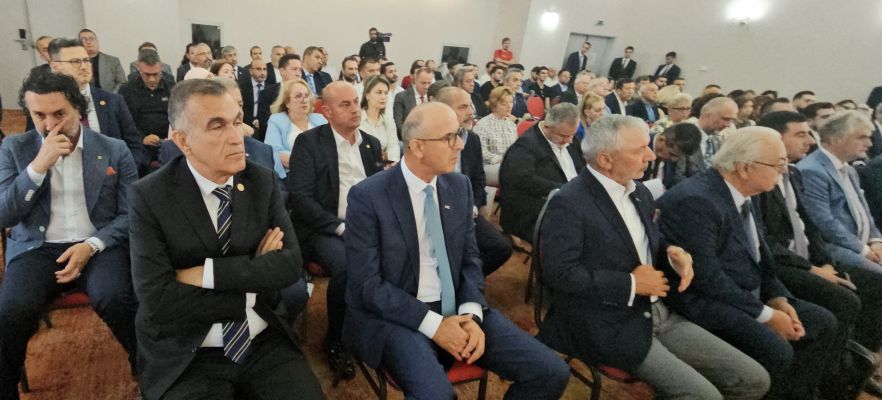 Bayraktar’ın Köstence temasları Karadeniz’in enerji geleceğine odaklandı - 2