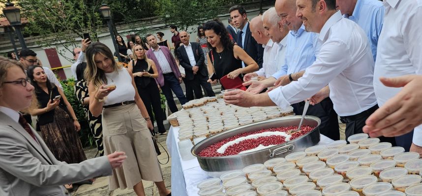 Bükreş’te aşure günü buluşması - 1