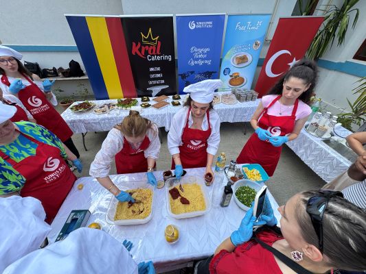 Türkçe sınıftan bahçeye taştı: Romanya'da yaz, Türk kültürüyle karşılandı - 1