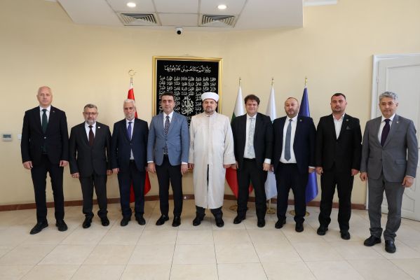 YTB Başkanı Turus Bulgaristan'da soydaşlarla bir araya geldi
