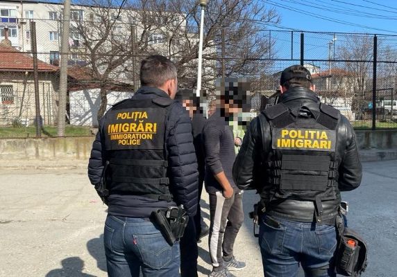 23 kaçak Türk vatandaşı gönüllü olarak Türkiye’ye döndü