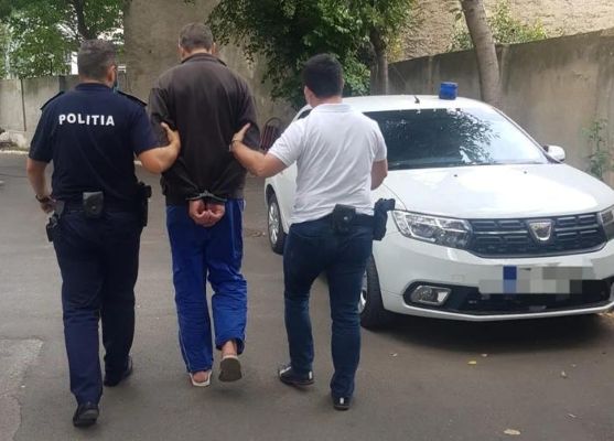 Fundeni Klinik çalışanına uyuşturucu operasyonu