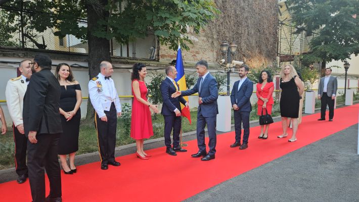 Türk Yıldızları Bükreş’teki Zafer Bayramı resepsiyonuna katıldı - 6