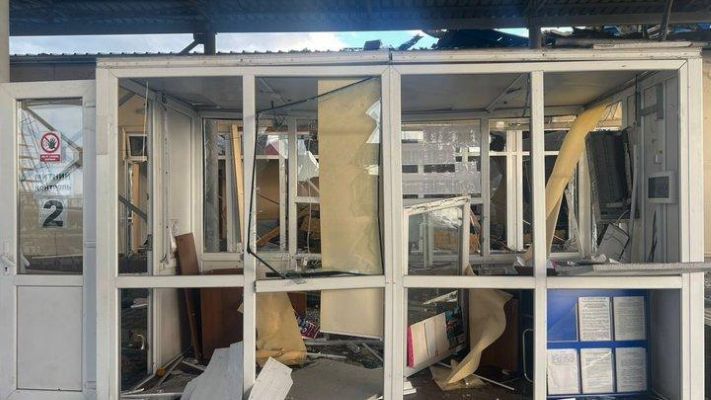 Rusya Romanya sınırındaki feribot kapısını vurdu: F-18’ler havalandı