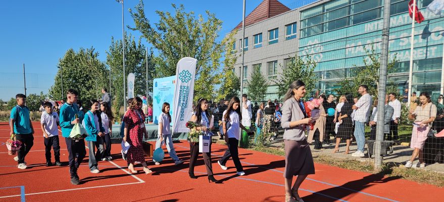 Bükreş Uluslararası Maarif Okulu yeni öğretim yılına başladı - 3