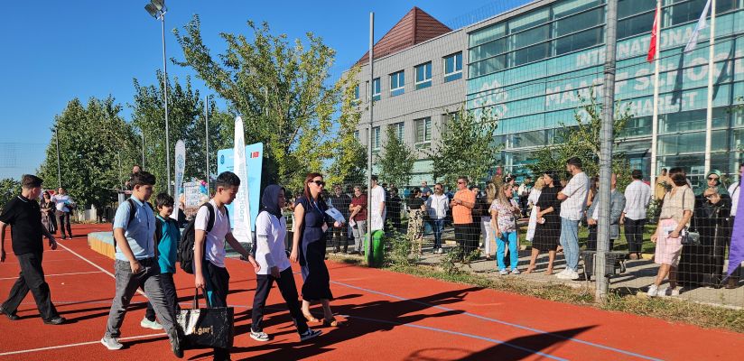 Bükreş Uluslararası Maarif Okulu yeni öğretim yılına başladı - 4