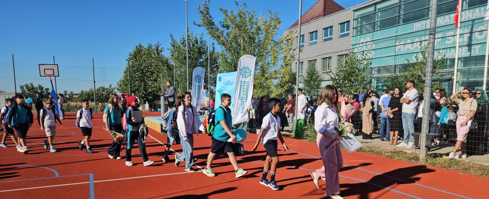Bükreş Uluslararası Maarif Okulu yeni öğretim yılına başladı - 10