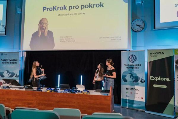 Romanya’nın en başarılı lisesi Cluj’da, Avrupa’nın IB lideri Prag’da - 1