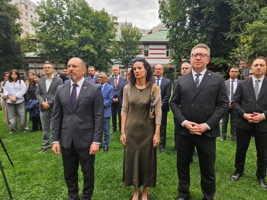 Bükreş’te Fatih Erzen dualarla anıldı - 7