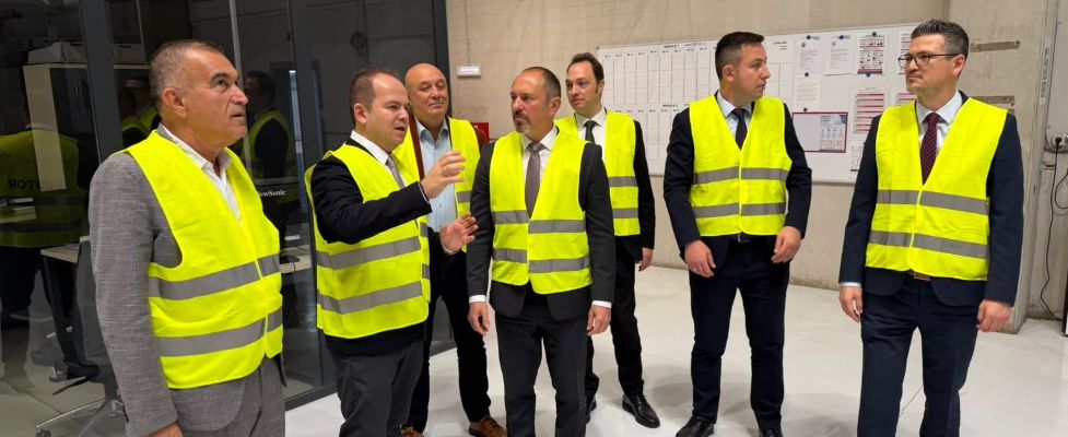 Büyükelçi Altan, Argeş’te Türk otomotiv firmalarını ziyaret etti