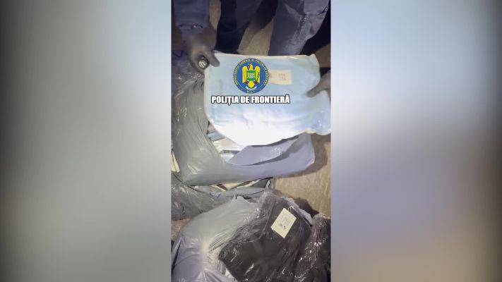Türk ve Rumen yolculara ait taklit ürün şüpheli mallara el konuldu