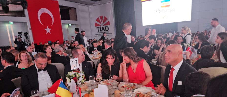 Tandoğan: Cumhuriyete sahip çıkmak daha çok çalışmak ve üretmektir - 10