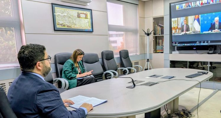 Romanya’dan yapay zekâda insan denetimi çağrısı