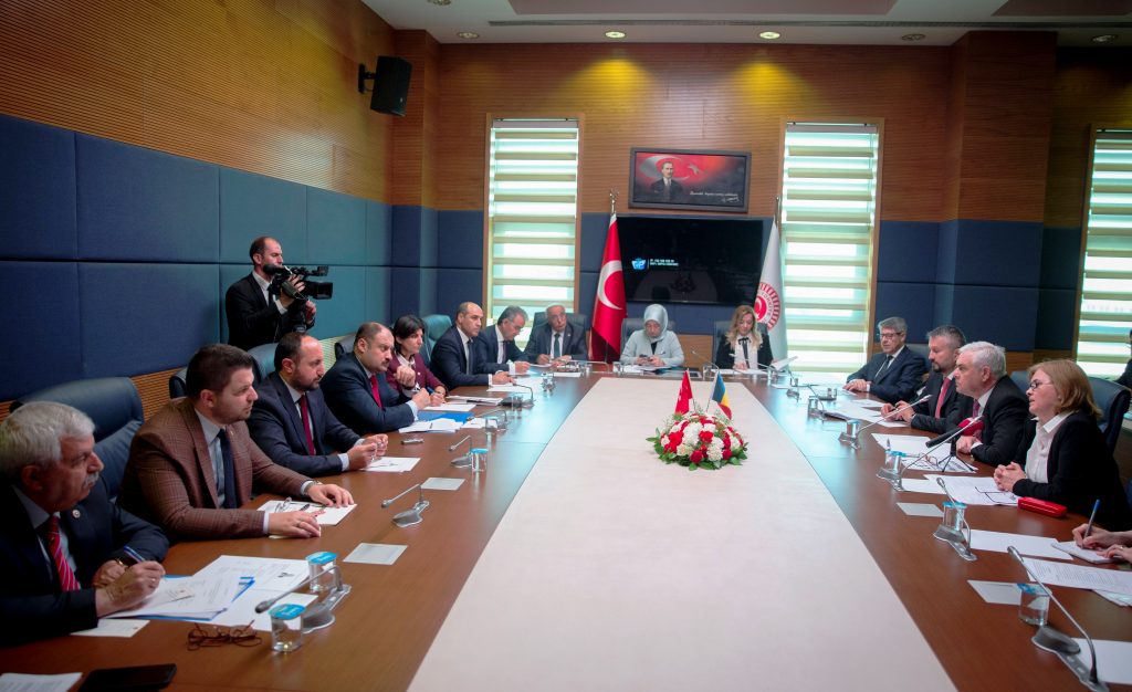 Angel Tılvar Bakan Çavuşoğlu ile görüştü