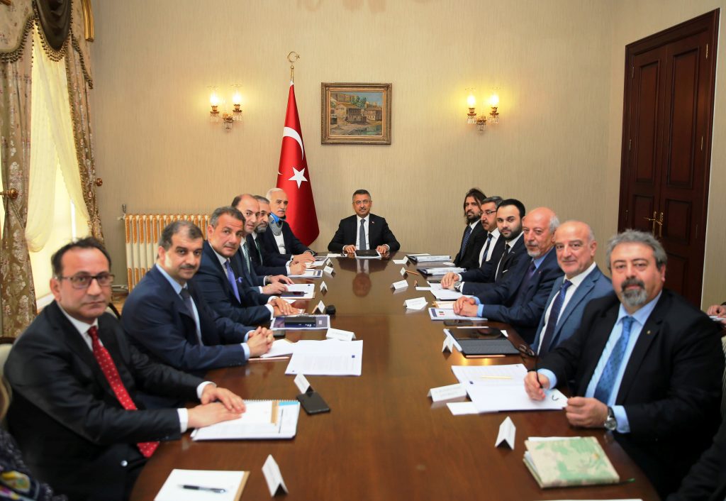 Oktay, iş konseyi başkanlarıyla görüştü