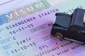 AB Schengen vize ücretlerini artırıyor