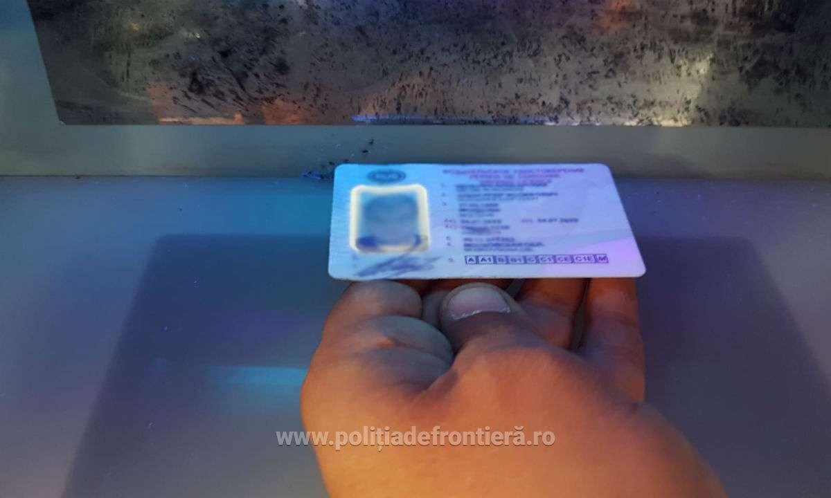 Ehliyetinin sahte olduğunu bilmedi